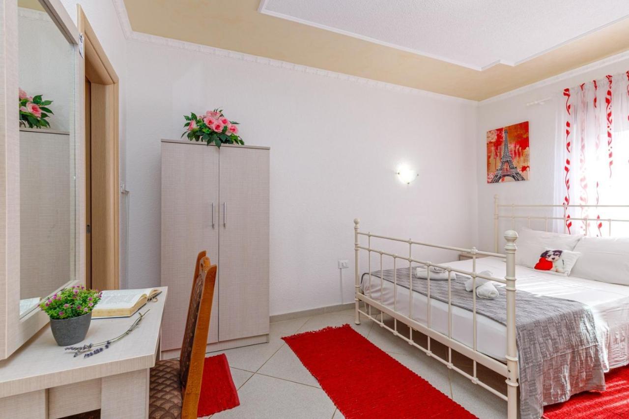 Genoa Rooms Poreč Buitenkant foto